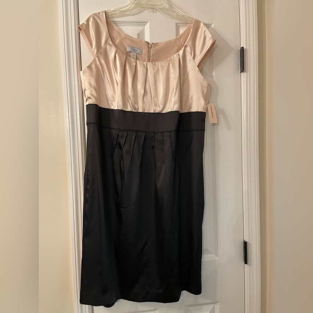 Dressbarn knee length black and cream satiny dress